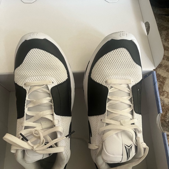 Ja morant 1s - Picture 2 of 3